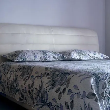 Okeanos 1 Bedroom With Terrace Lt2-t *