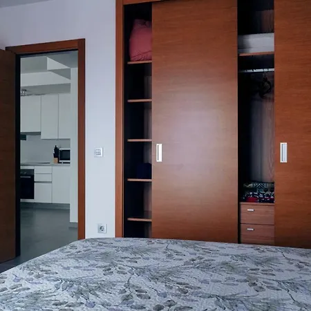 Okeanos 1 Bedroom With Terrace Lt2-t *